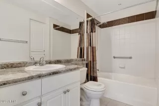 Photo #5: 6524407 Listing