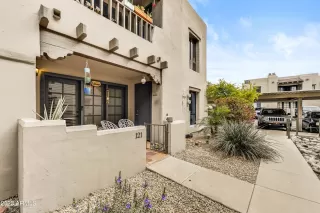 Photo #2: 6524431 Listing