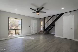 Photo #6: 6524434 Listing