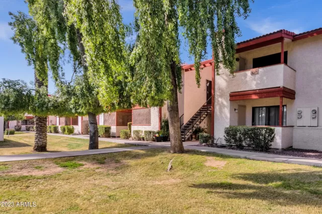 MLS: 6524443 Condo For Sale