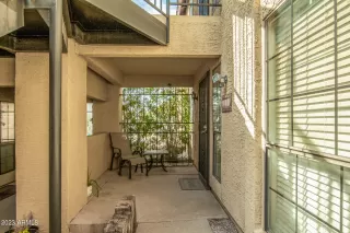 Photo #2: 6524618 Listing