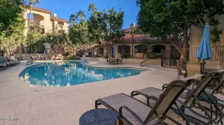 Photo #6: 6524626 Listing