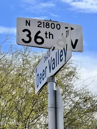 Photo #3: 6524873 Listing