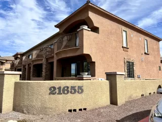 Photo #5: 6524873 Listing