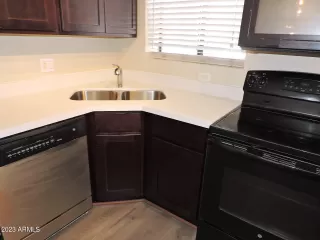 Photo #2: 6524891 Listing