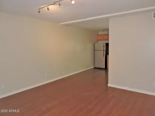 Photo #6: 6524895 Listing