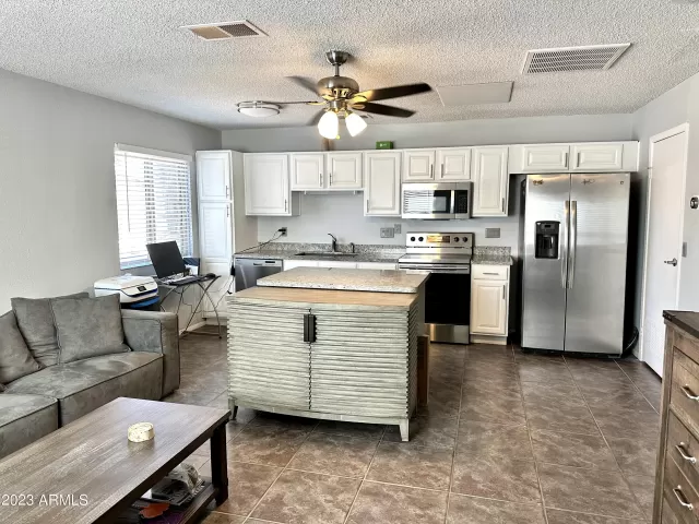 MLS: 6525277 Condo For Sale