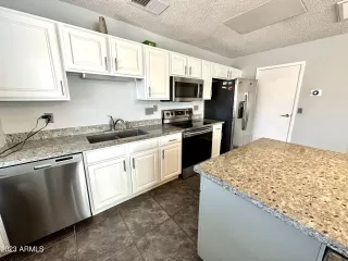 Photo #2: 6525277 Listing