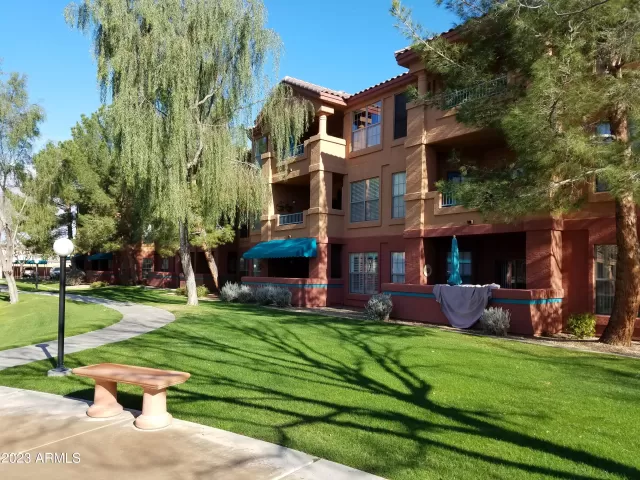 MLS: 6525290 Condo For Sale