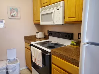 Photo #5: 6525290 Listing
