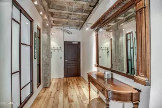 Photo #4: 6525361 Listing