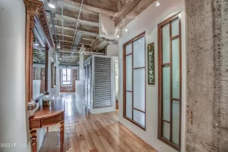 Photo #5: 6525361 Listing