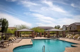 Photo #5: 6525403 Listing