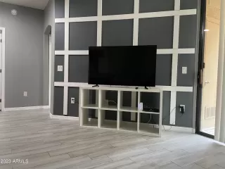 Photo #5: 6525503 Listing