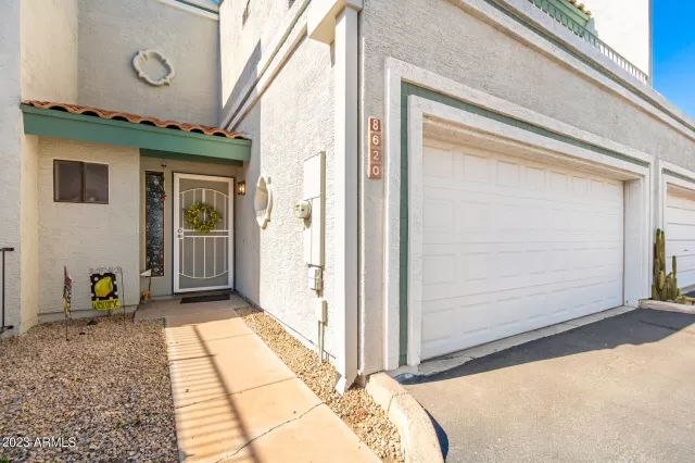 MLS: 6525632 Condo For Sale