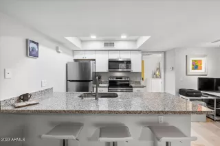 Photo #4: 6525694 Listing