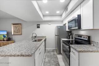 Photo #5: 6525694 Listing