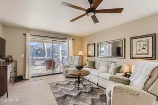 Photo #1: 6525976 Listing