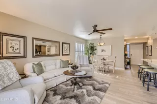 Photo #4: 6525976 Listing