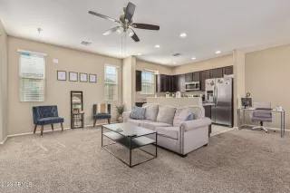 Photo #5: 6526071 Listing 