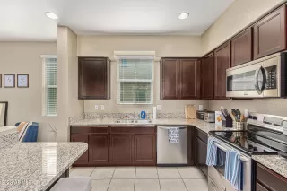 Photo #6: 6526071 Listing 