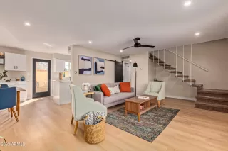 Photo #3: 6526128 Listing