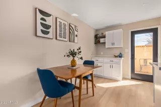 Photo #4: 6526128 Listing