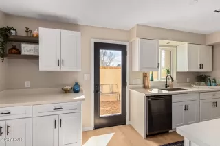 Photo #6: 6526128 Listing