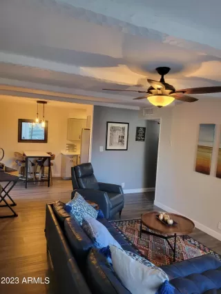 Photo #6: 6526277 Listing