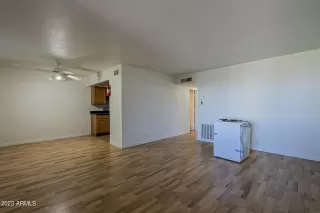 Photo #3: 6526372 Listing