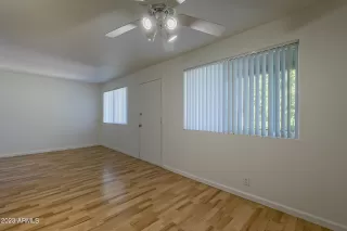 Photo #6: 6526372 Listing