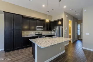 Photo #2: 6526602 Listing 