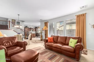 Photo #2: 6526716 Listing