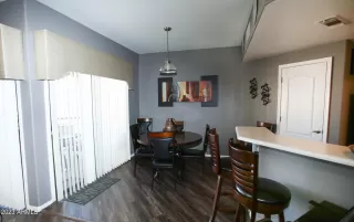 Photo #6: 6526841 Listing