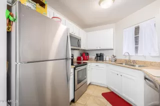 Photo #6: 6526988 Listing