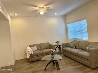 Photo #6: 6527089 Listing