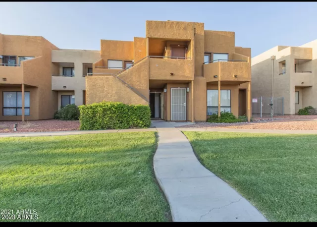 MLS: 6527113 Condo For Sale