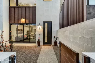 Photo #2: 6527212 Listing 