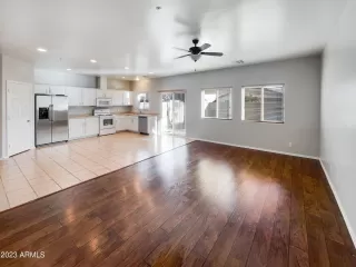 Photo #2: 6527216 Listing