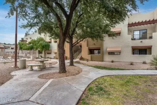 Photo #3: 6527261 Listing