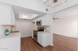 Photo #1: 6527395 Listing 