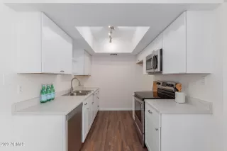 Photo #2: 6527395 Listing 