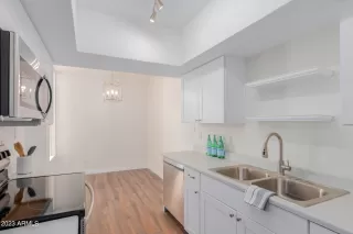 Photo #3: 6527395 Listing 