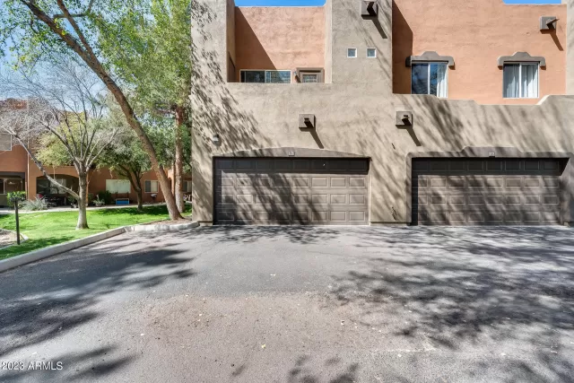 MLS: 6527556 Condo For Sale