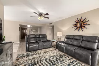 Photo #5: 6527649 Listing 