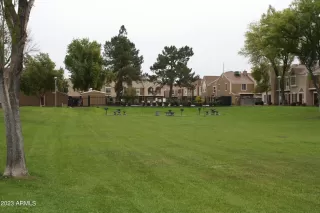 Photo #2: 6527755 Listing