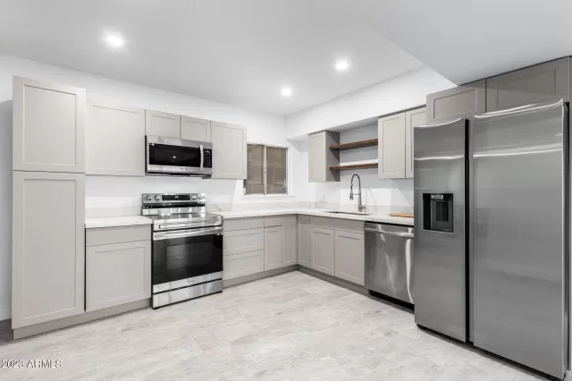 MLS: 6527766 Condo For Sale