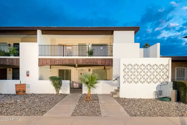 MLS: 6527769 Condo For Sale