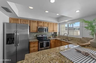 Photo #2: 6527873 Listing