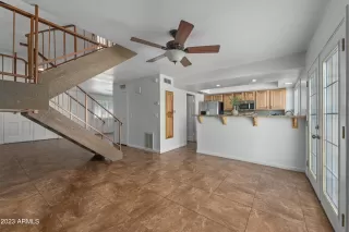 Photo #4: 6527873 Listing